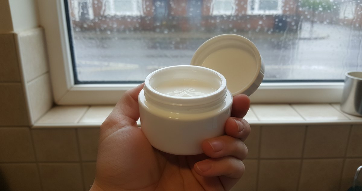 old-no-name-moisturizer-beats-big-labels