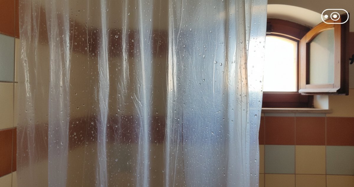 perche-tenda-doccia-si-avvita-verso-di-te